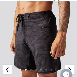 Men’s Born Primitive Size 33/34 American Defender Shorts 3.0 Tie Closure